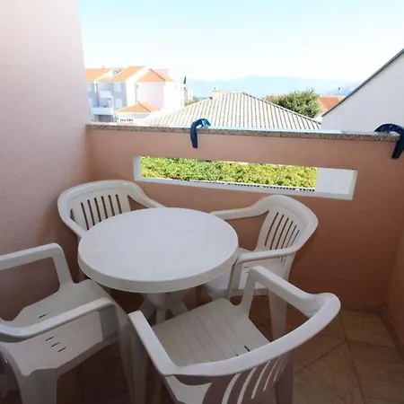 In Mit Eigenem Balkon - B59589 Baska (Krk)