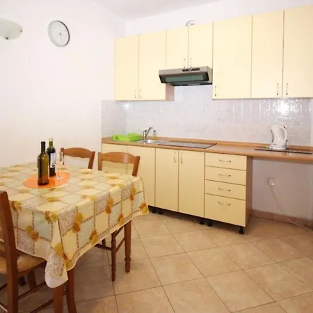 公寓 In Mit Eigenem Balkon - B59589 *