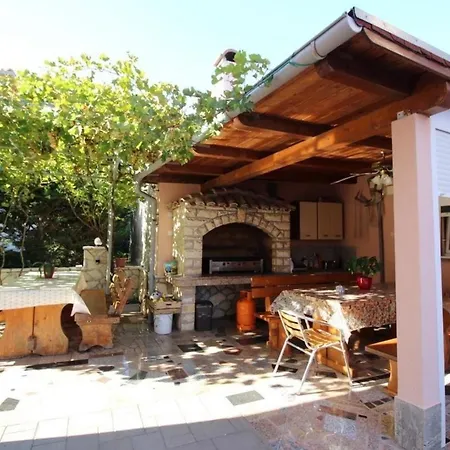 Apartment In Mit Eigenem Balkon - B59589 Baska (Krk)